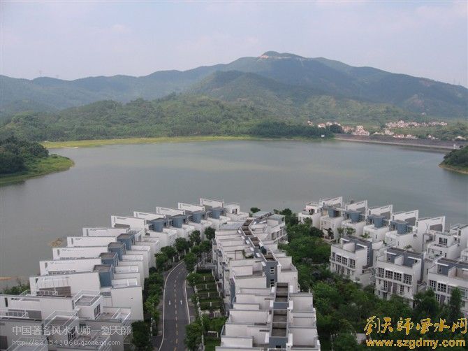 广东风水大师刘椰荣至广州荔湖城勘测家居风水7.jpg